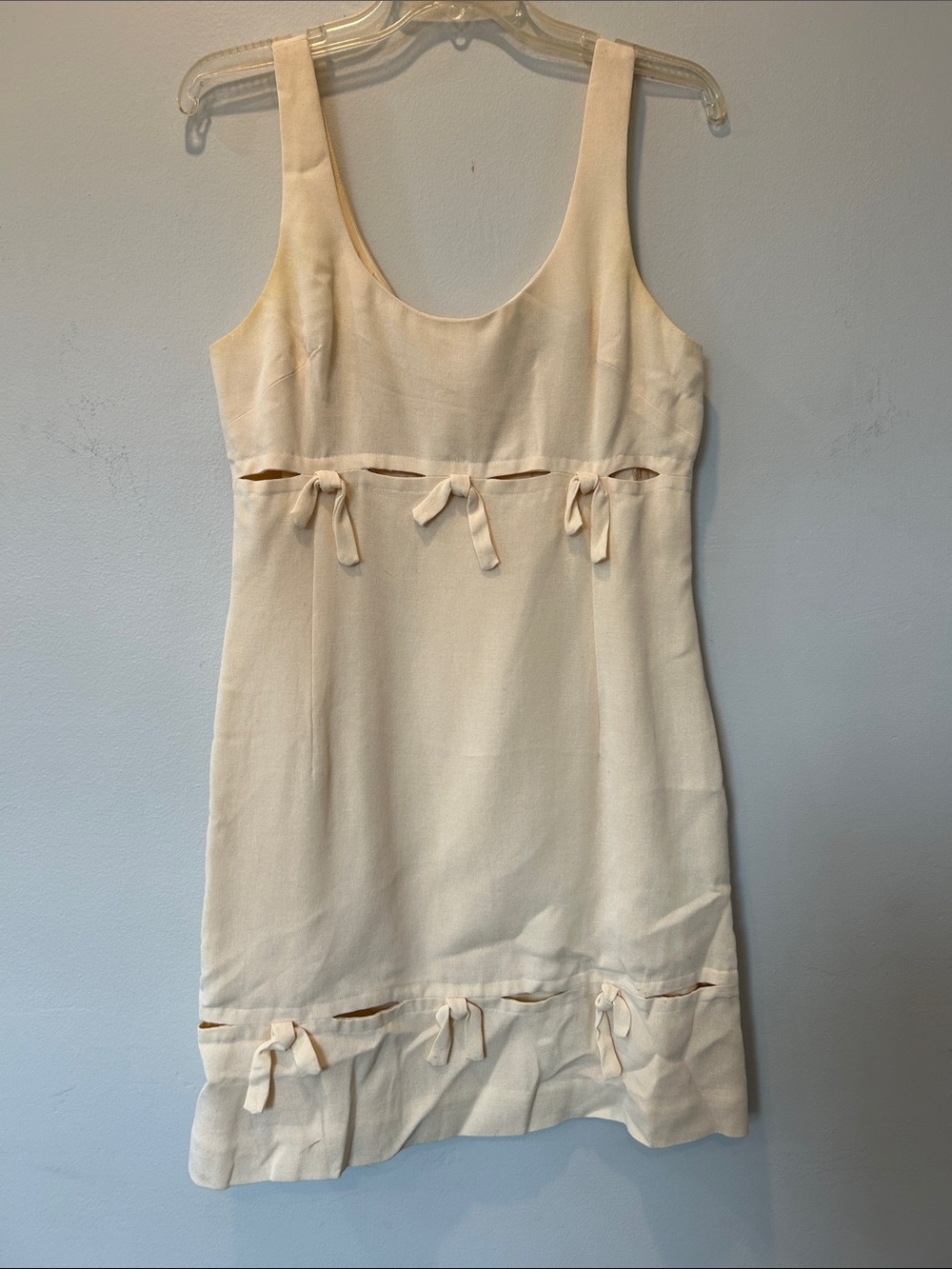 Nicole Miller Vintage 1993 Cream Tie-Detail Mini Dress -worn once needs cleaning